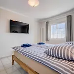 Vila 108-villa, 2 Minutes Walk To The Beach, Heated Pool *