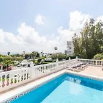 Vila 108-villa, 2 Minutes Walk To The Beach, Heated Pool