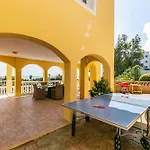 Vila 108-villa, 2 Minutes Walk To The Beach, Heated Pool *