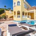 108-villa, 2 Minutes Walk To The Beach, Heated Pool * Màlaga